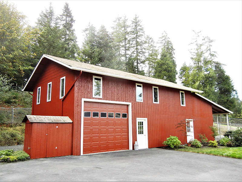 Cottage-Grove-Barn-Paint-job