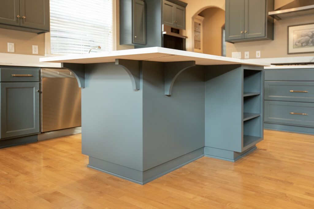 Painter for Eugene Kitchen Cabinets Island View