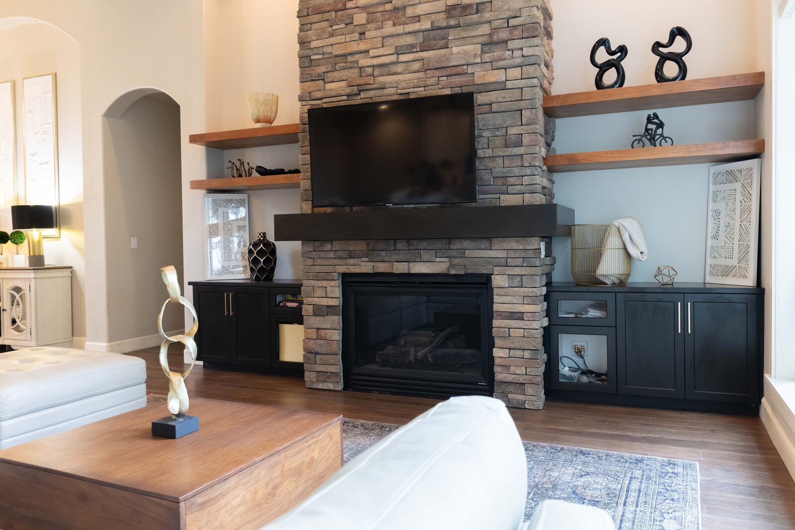 Professional Living Room Painting Contractor